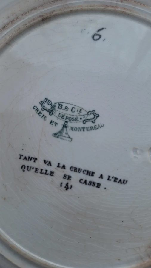 assiettes Proverbes Rébus Creil et Montereau Tampon vert