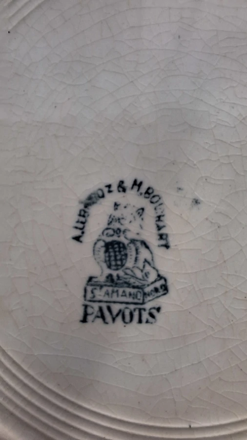 Soupière et Ravier Lucerne + Assiette Pavots (Saint-Amand) Poincon 2