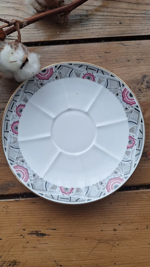 Tasse Art déco Limoges signée Jean Boyer (1920-1934) Coupelle