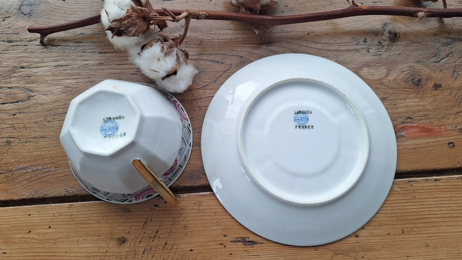 Tasse Art déco Limoges signée Jean Boyer (1920-1934) Dos