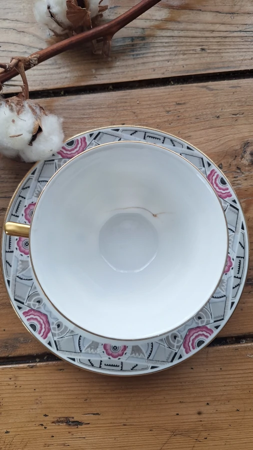 Tasse Art déco Limoges signée Jean Boyer (1920-1934) Du dessus