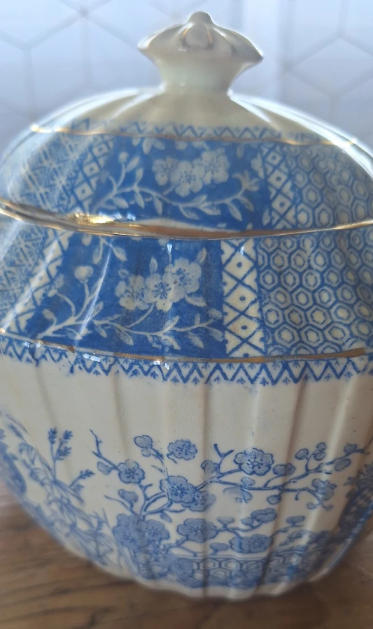 Théière anglaise victorienne Blairs China bleu cobalt (1880-1900) Détails