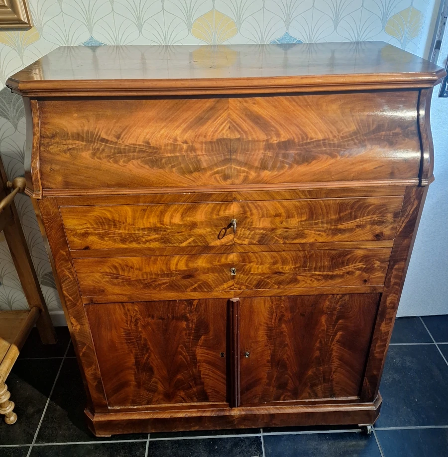 Commode de toilette en chemin de fer Epoque Louis-Philippe