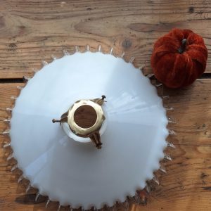 abat-jour ancien en verre opalin blanc